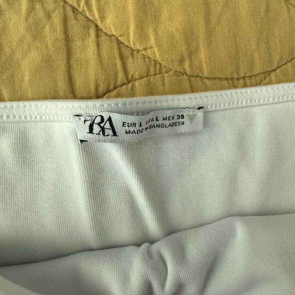 3 pcs - Zara Women's Crop Tops - White, Black, Gray - Picture 5 of 6